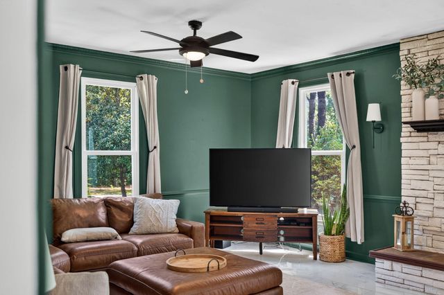 407 Huntington Road, Summerville, SC 29483