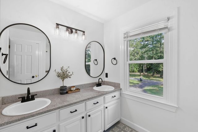 407 Huntington Road, Summerville, SC 29483