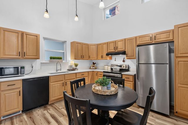 407 Huntington Road, Summerville, SC 29483