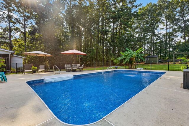 407 Huntington Road, Summerville, SC 29483