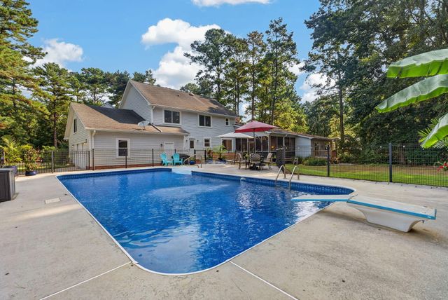 407 Huntington Road, Summerville, SC 29483