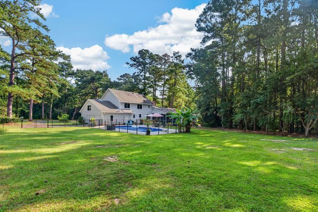 407 Huntington Road, Summerville, SC 29483