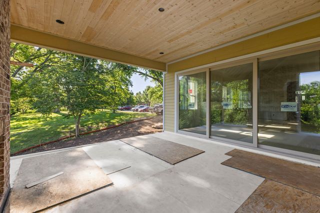 1200 Clifton Ln, Nashville, TN 37215