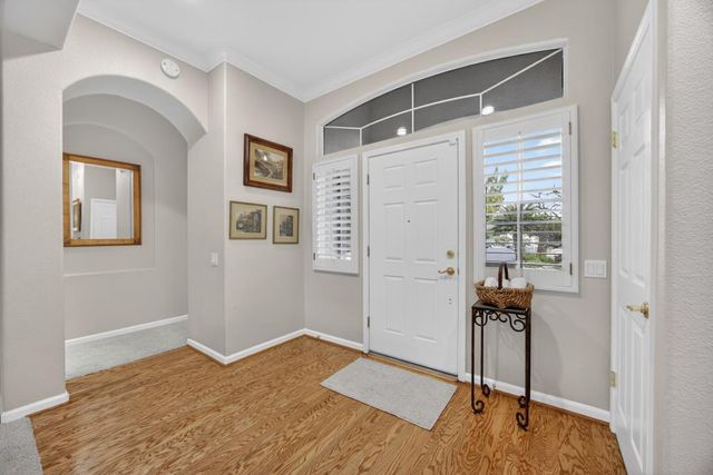 308 Comstock Ct, Roseville, CA 95747