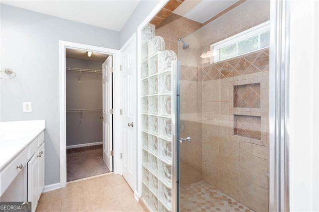339 Balaban Circle, Woodstock, GA 30188
