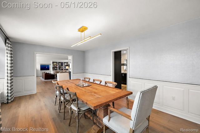 1583 Clarendon Road, Bloomfield Hills, MI 48302