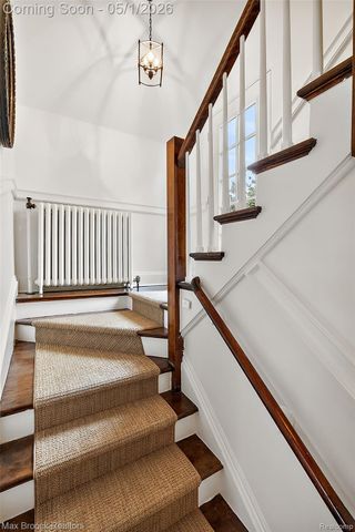 1583 Clarendon Road, Bloomfield Hills, MI 48302