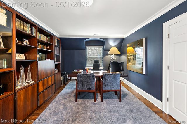 1583 Clarendon Road, Bloomfield Hills, MI 48302
