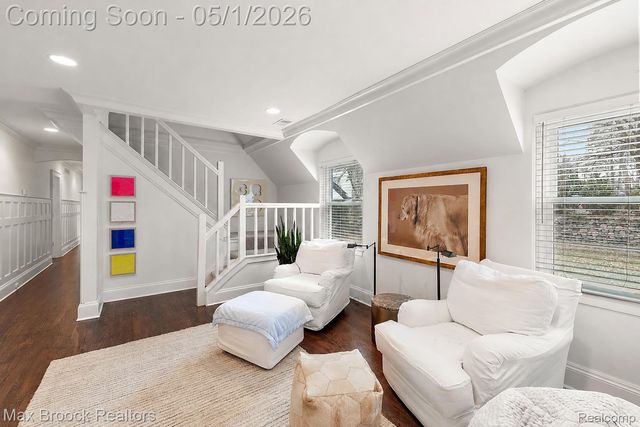 1583 Clarendon Road, Bloomfield Hills, MI 48302