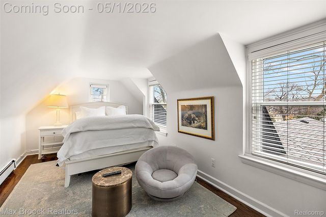 1583 Clarendon Road, Bloomfield Hills, MI 48302