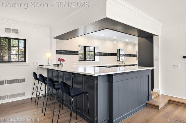 1583 Clarendon Road, Bloomfield Hills, MI 48302