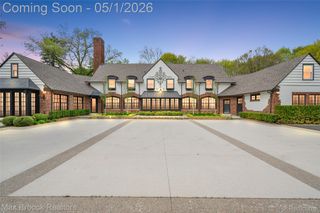 1583 Clarendon Road, Bloomfield Hills, MI 48302
