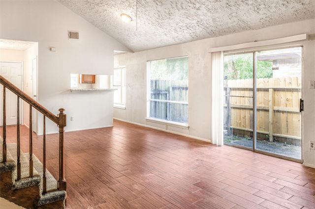 10025 Rosbrook Drive, Houston, TX 77038