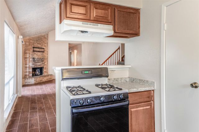 10025 Rosbrook Drive, Houston, TX 77038