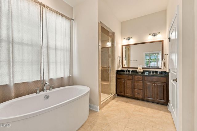 2534 Cedar Hedge Court, Apex, NC 27523