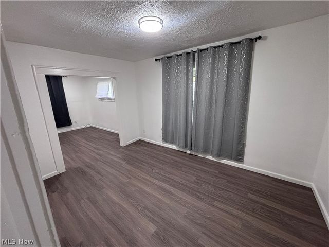 418 Stanton Avenue, Akron, OH 44301