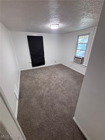 418 Stanton Avenue, Akron, OH 44301