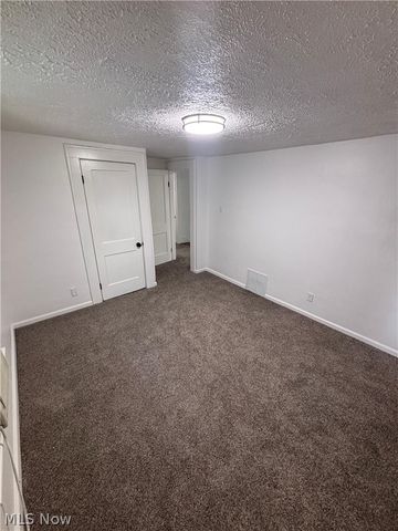 418 Stanton Avenue, Akron, OH 44301