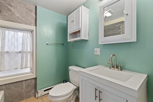 26 Archer St, Lynn, MA 01902