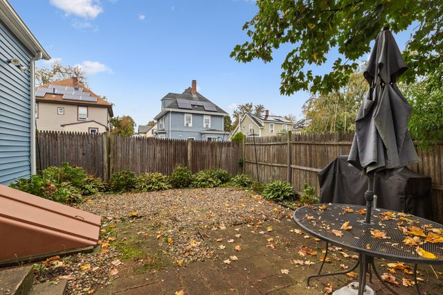 26 Archer St, Lynn, MA 01902