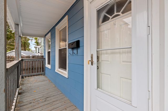 26 Archer St, Lynn, MA 01902