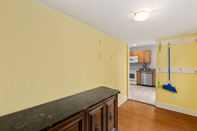 26 Archer St, Lynn, MA 01902