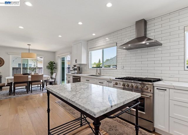 7515 San Sabana Rd, Dublin, CA 94568