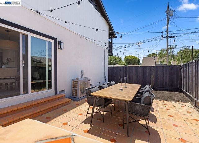 7515 San Sabana Rd, Dublin, CA 94568