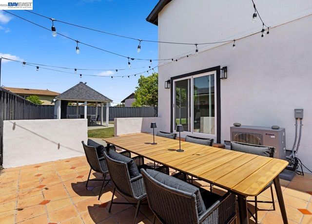 7515 San Sabana Rd, Dublin, CA 94568