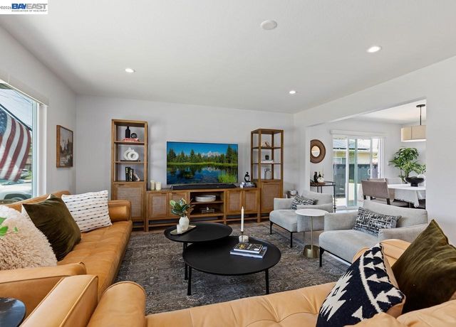 7515 San Sabana Rd, Dublin, CA 94568