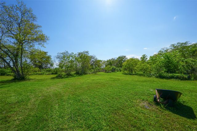 2302 N H Street, Deer Park, TX 77536