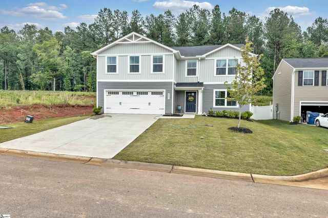 2097 Evanston Drive, Wellford, SC 29385