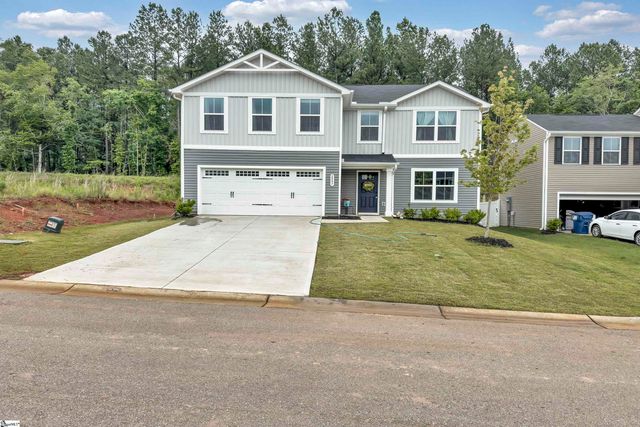 2097 Evanston Drive, Wellford, SC 29385