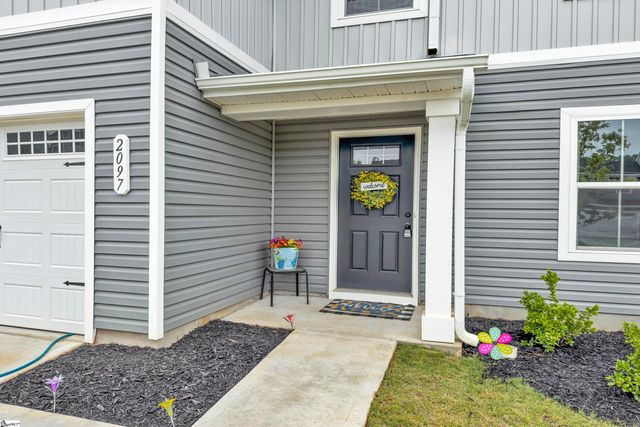 2097 Evanston Drive, Wellford, SC 29385