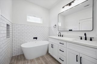 2015 Brackenridge Street B, Houston, TX 77026