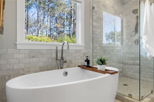 613 Aqua View Drive, Seneca, SC 29672