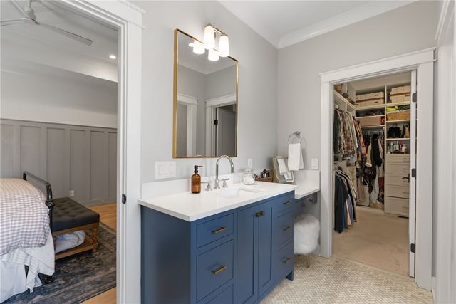 613 Aqua View Drive, Seneca, SC 29672