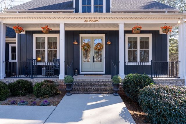 613 Aqua View Drive, Seneca, SC 29672