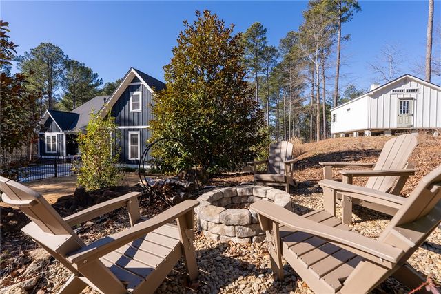 613 Aqua View Drive, Seneca, SC 29672