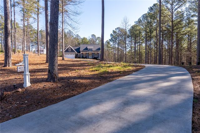 613 Aqua View Drive, Seneca, SC 29672