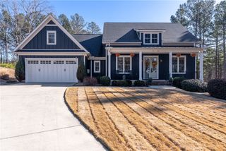 613 Aqua View Drive, Seneca, SC 29672