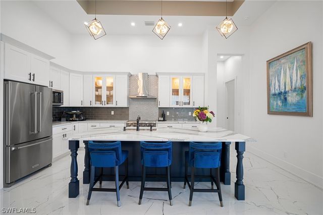930 Sycamore CT, Marco Island, FL 34145