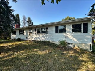 202 State Route 231, Claysville, PA 15323