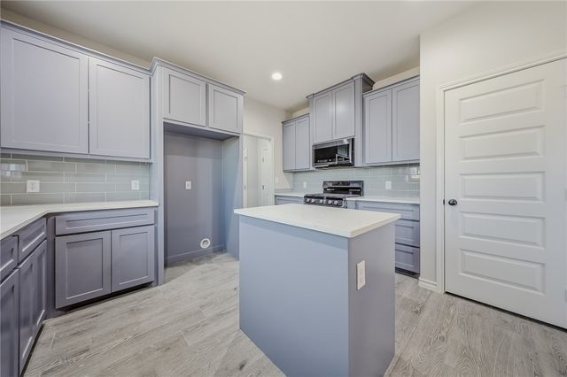 714 Mereet Dr, Corpus Christi, TX 78418