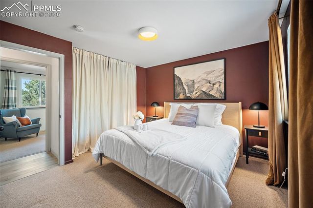 5242 Constitution Avenue, Colorado Springs, CO 80915