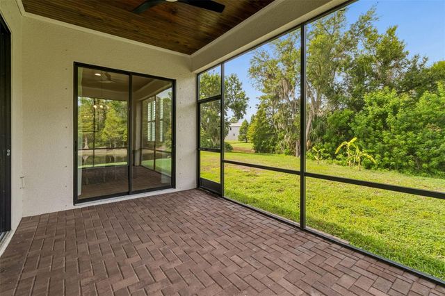 7872 MARSH POINTE DRIVE, Tampa, FL 33635
