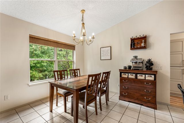 26 Cheddar Circle, Bella Vista, AR 72715