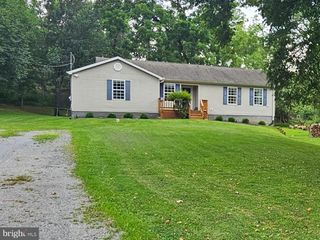 180 FOOTHILL LN, Harpers Ferry, WV 25425