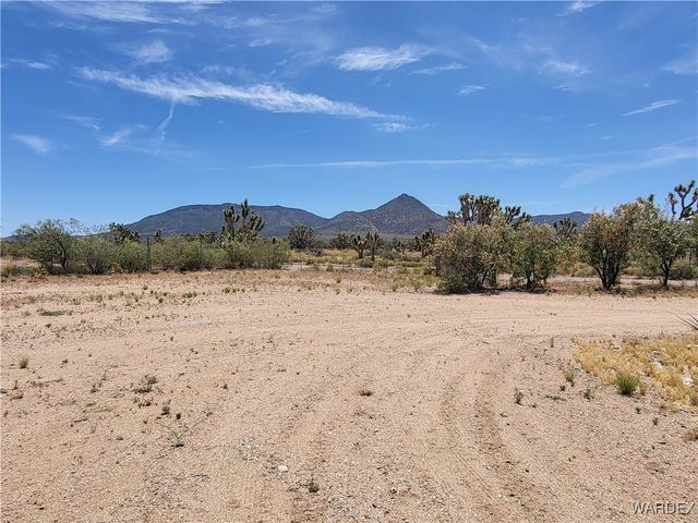 26012 N Peach Lane, Meadview, AZ 86444