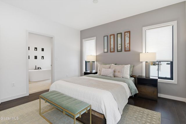 43 Doten Avenue, Saratoga Springs, NY 12866